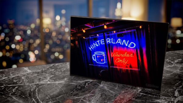 Hinterland coffee shop neon sign glowing red and blue at night — Noir10 handmade LED